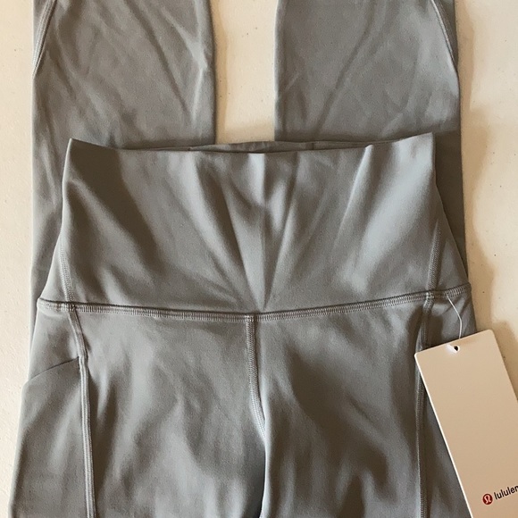 Lululemon Align Pockets 23” Rhino Grey 4 - Picture 8 of 9